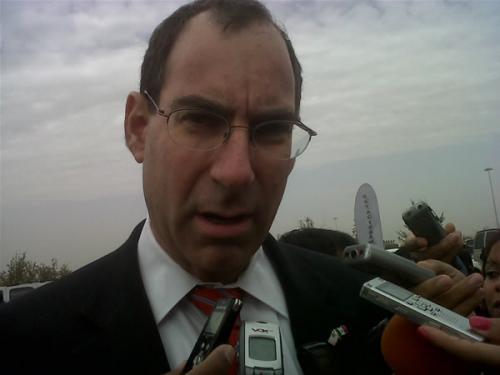 Comisionan a Michael Barkin a Washington